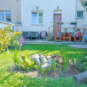 Duplex With Garden Praga